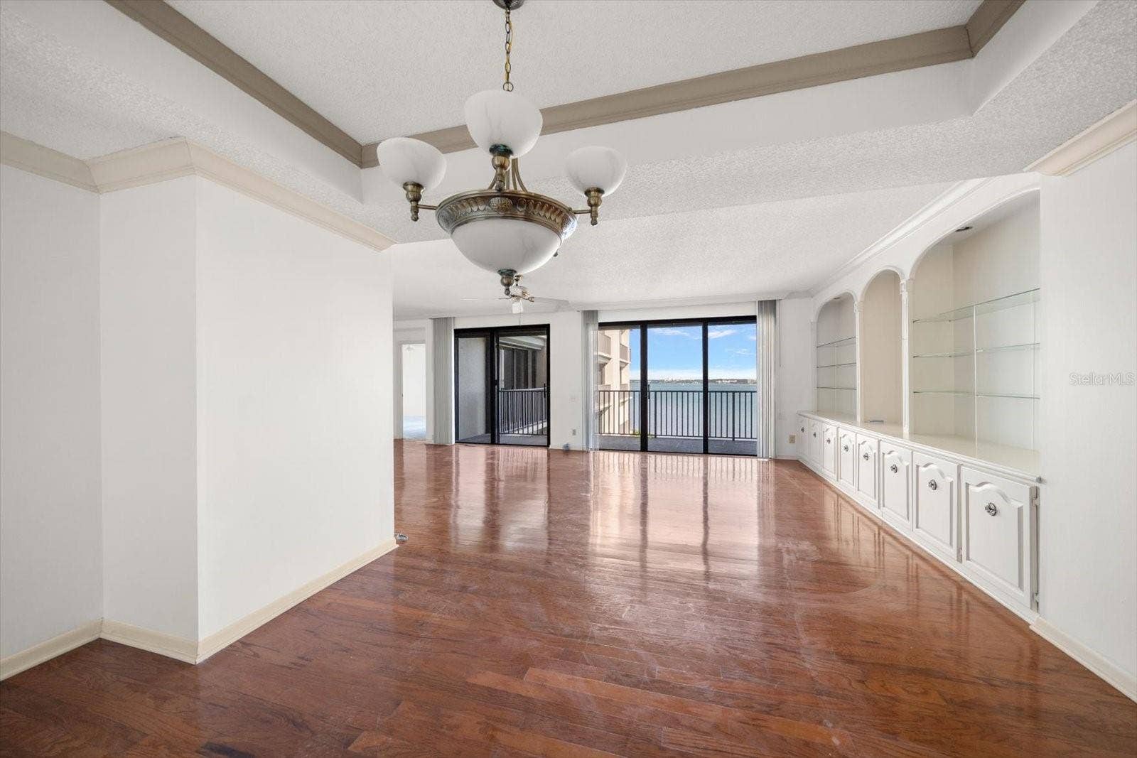 1501 GULF BOULEVARD, #604, Clearwater Beach, FL 33767 1501 GULF BOULEVARD, #604, Clearwater Beach, FL 33767