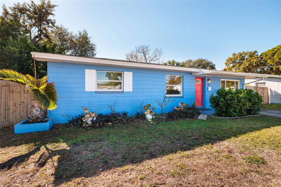 Property photo for 704 72ND AVENUE N, St Petersburg, FL