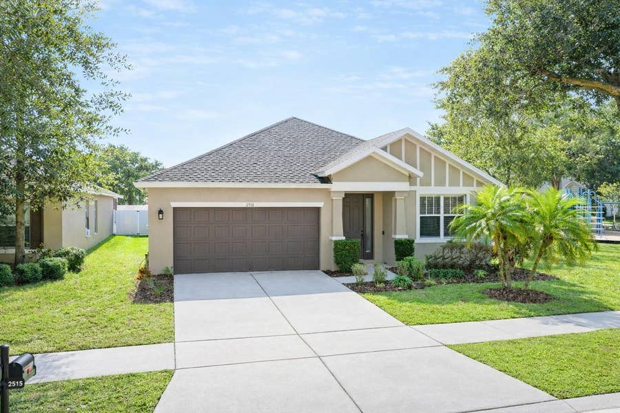 Property photo for 2918 WINGLEWOOD CIRCLE, Lutz, FL