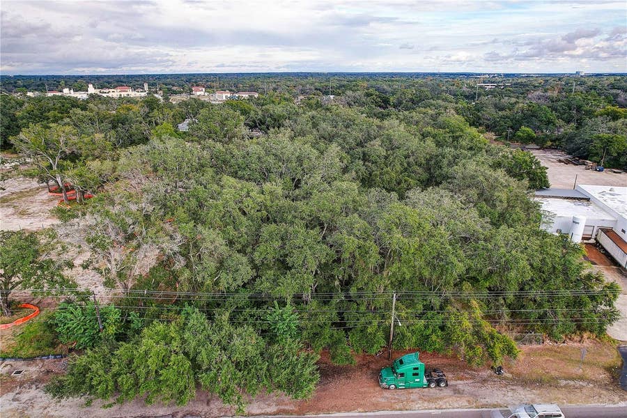 Property photo for 6905 & 6907 ROWLETT PARK DRIVE, Tampa, FL