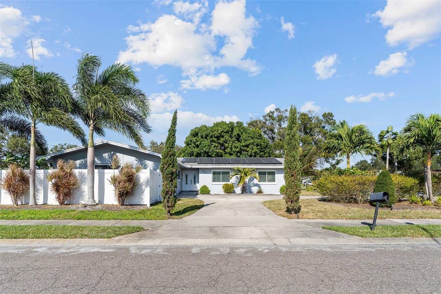 Property photo for 2453 ROBERTA STREET, Largo, FL