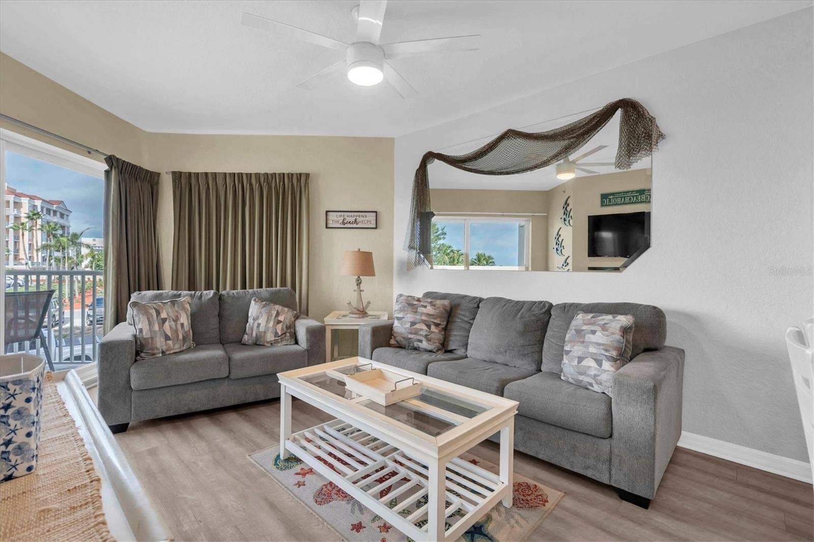 12000 GULF BOULEVARD, #207N, Treasure Island, FL 33706 living room