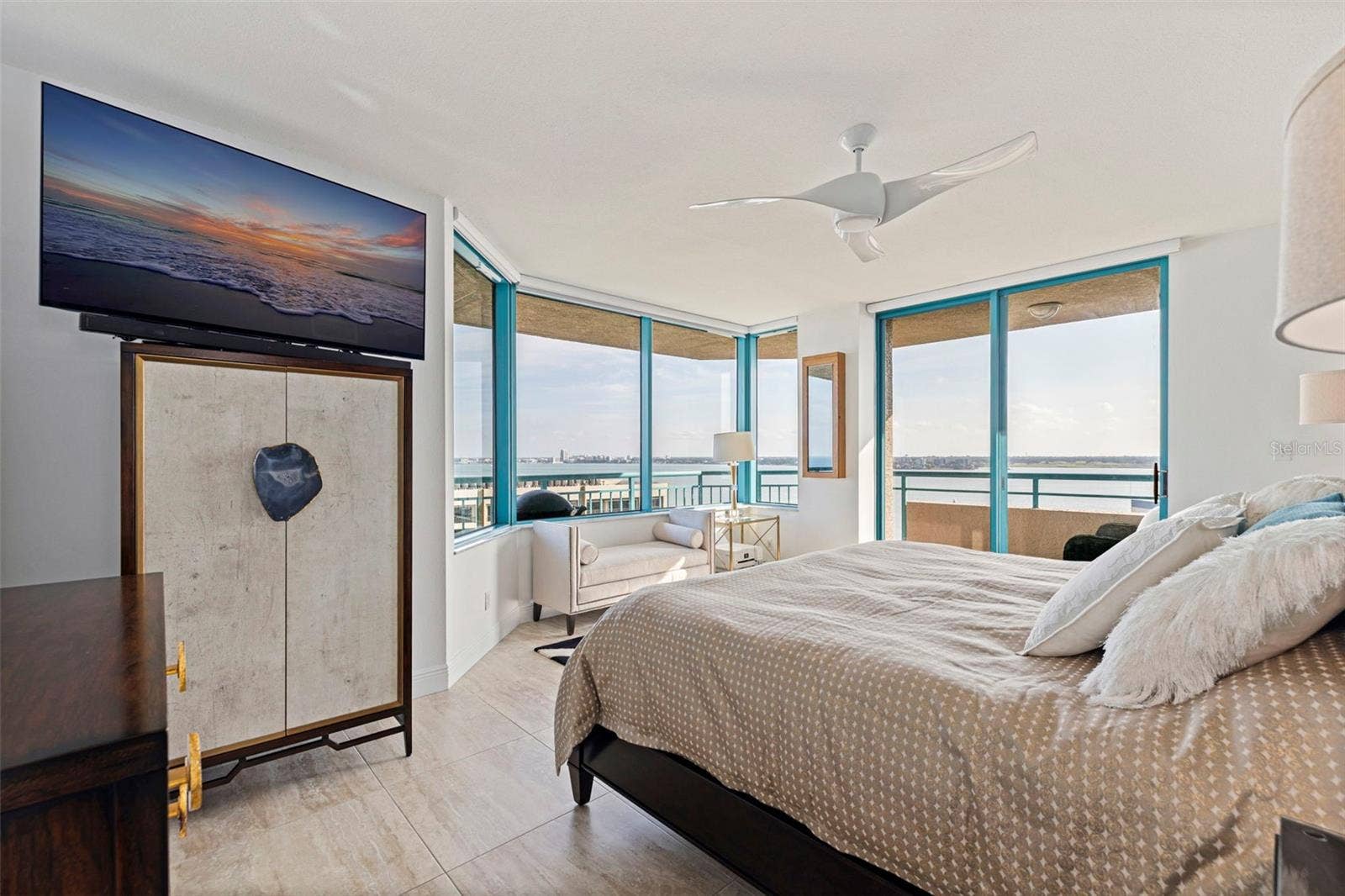 1520 GULF BOULEVARD, #1506, Clearwater Beach, FL 33767 1520 GULF BOULEVARD, #1506, Clearwater Beach, FL 33767