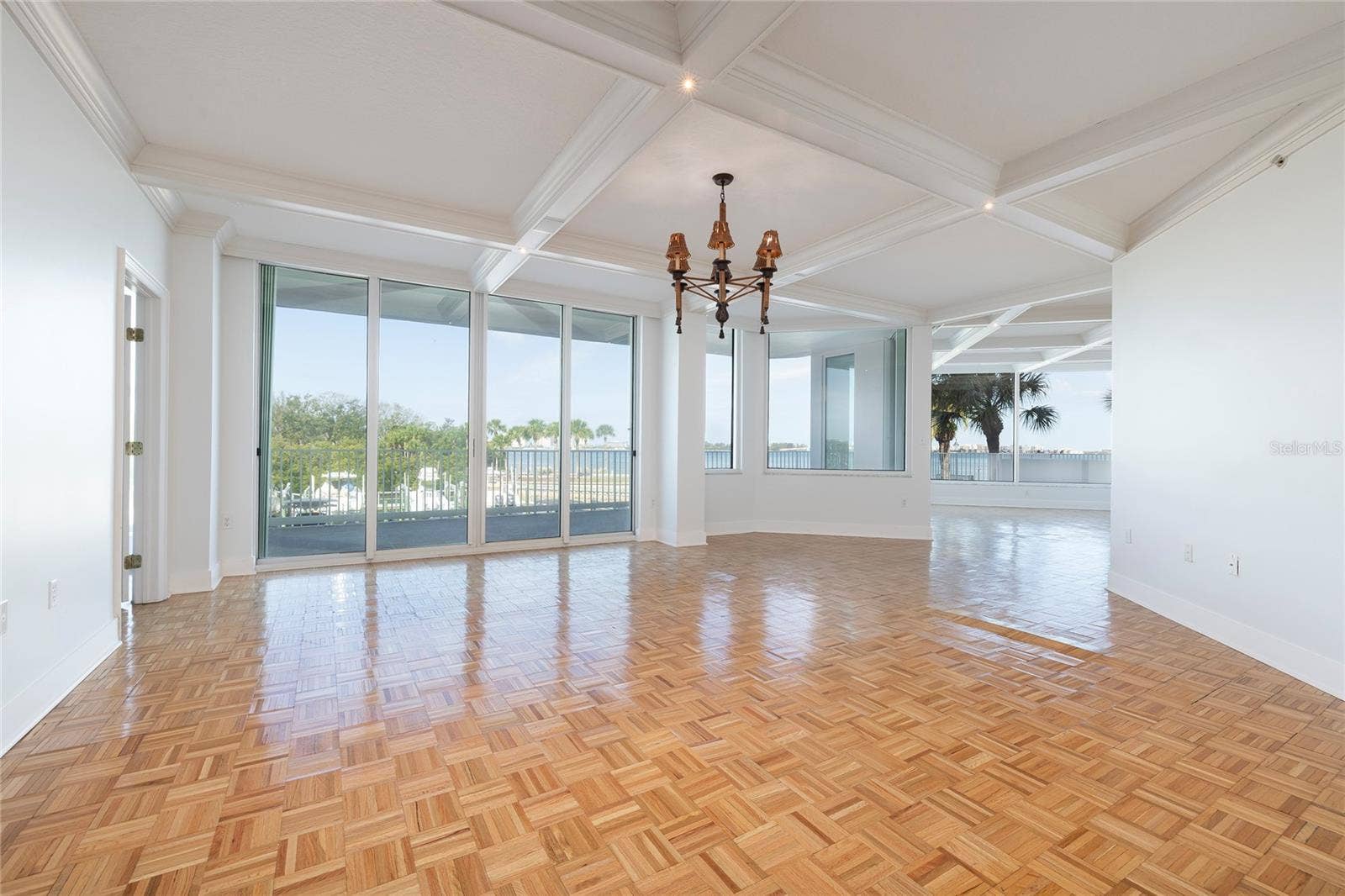 2 SEASIDE LANE, #103, Belleair, FL 33756 2 SEASIDE LANE, #103, Belleair, FL 33756