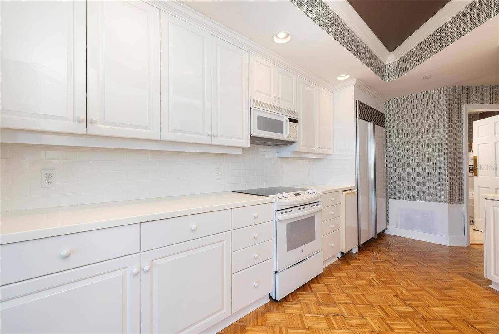2 SEASIDE LANE, #103, Belleair, FL 33756 Kitchen