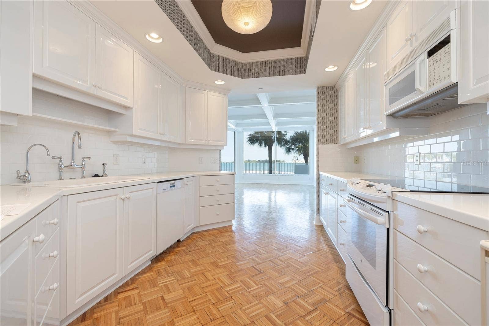 2 SEASIDE LANE, #103, Belleair, FL 33756 2 SEASIDE LANE, #103, Belleair, FL 33756