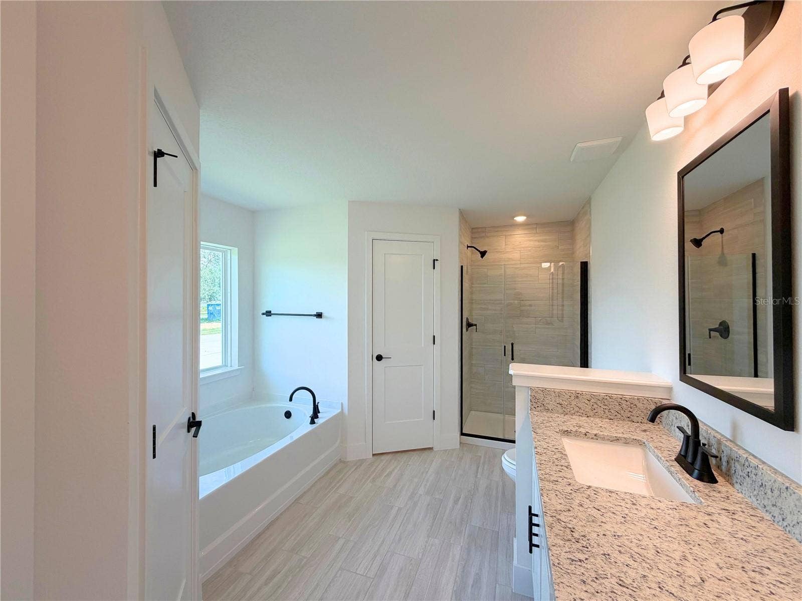 37041 HIDDEN VIEW CIRCLE, Dade City, FL 33523