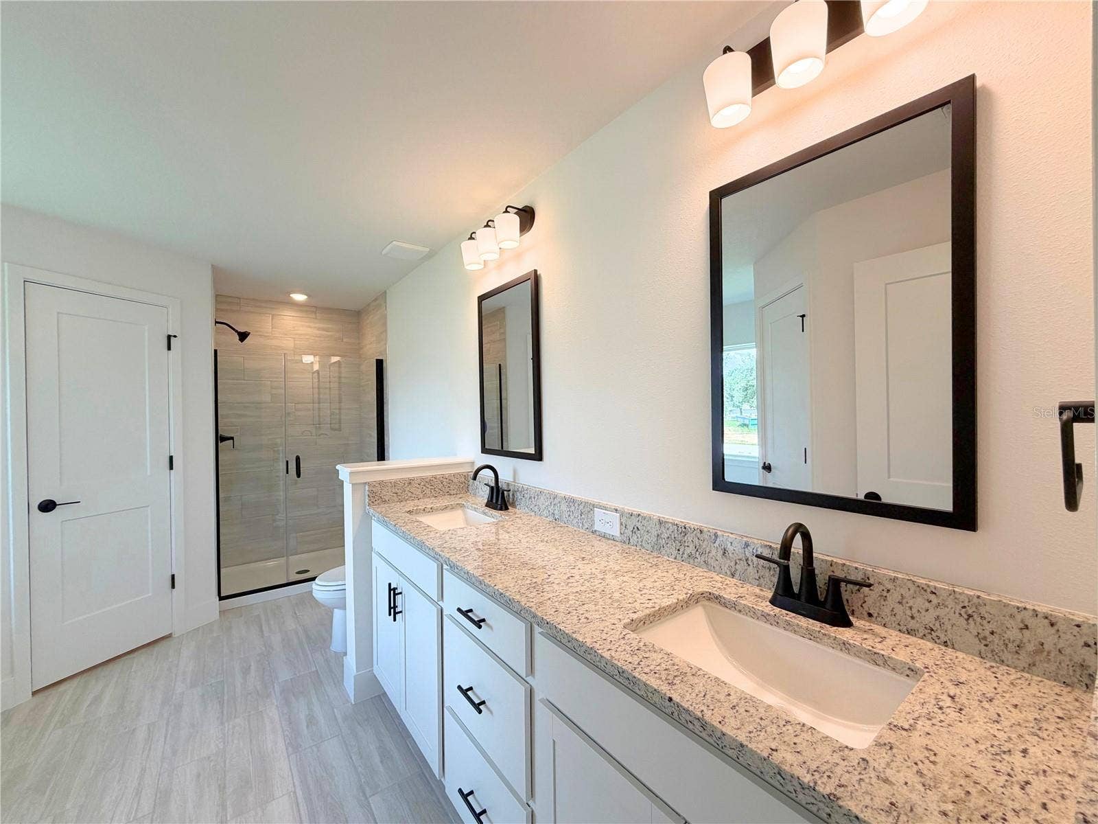 37041 HIDDEN VIEW CIRCLE, Dade City, FL 33523