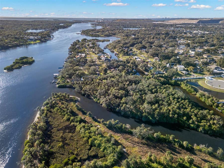 Property photo for 9511 RIVER COVE DRIVE, Riverview, FL