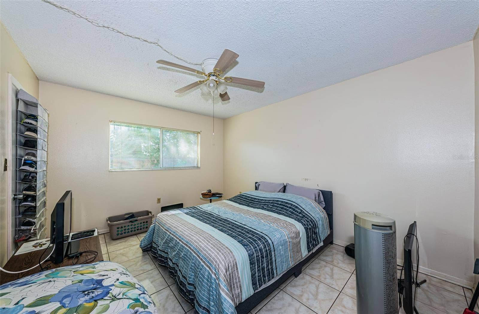 2001 GREENBRIAR BOULEVARD, #6, Clearwater, FL 33763