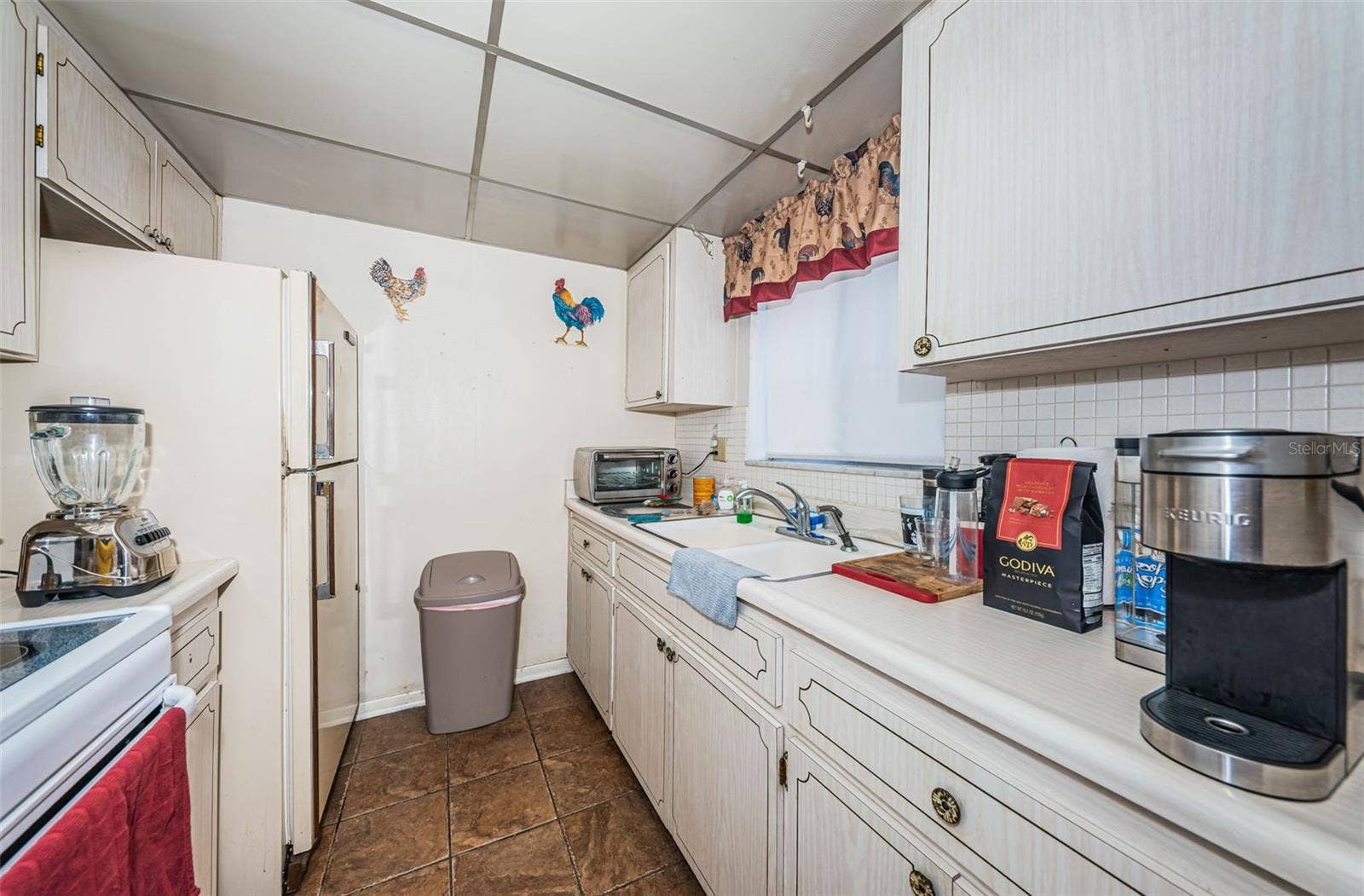 2001 GREENBRIAR BOULEVARD, #6, Clearwater, FL 33763