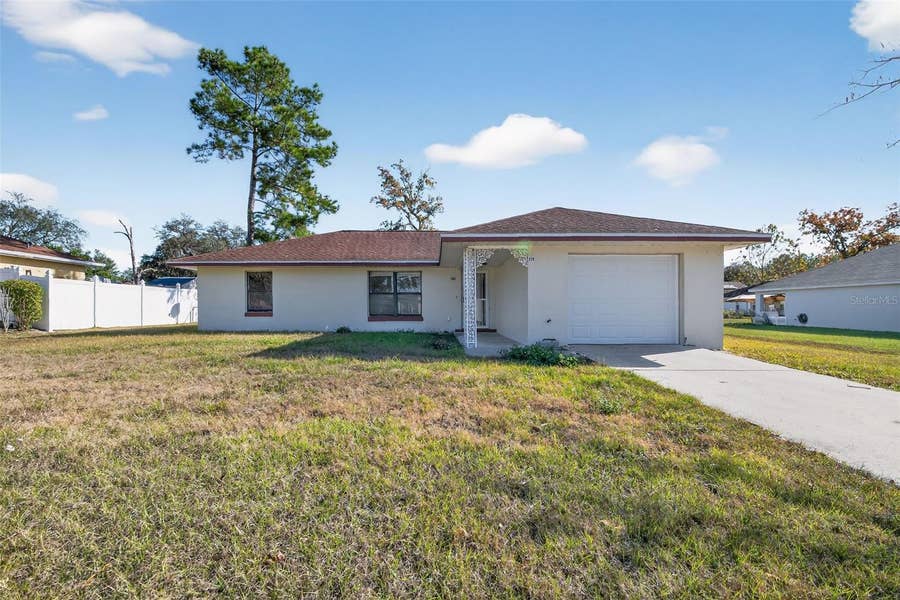 Property photo for 329 MARION OAKS COURSE, Ocala, FL