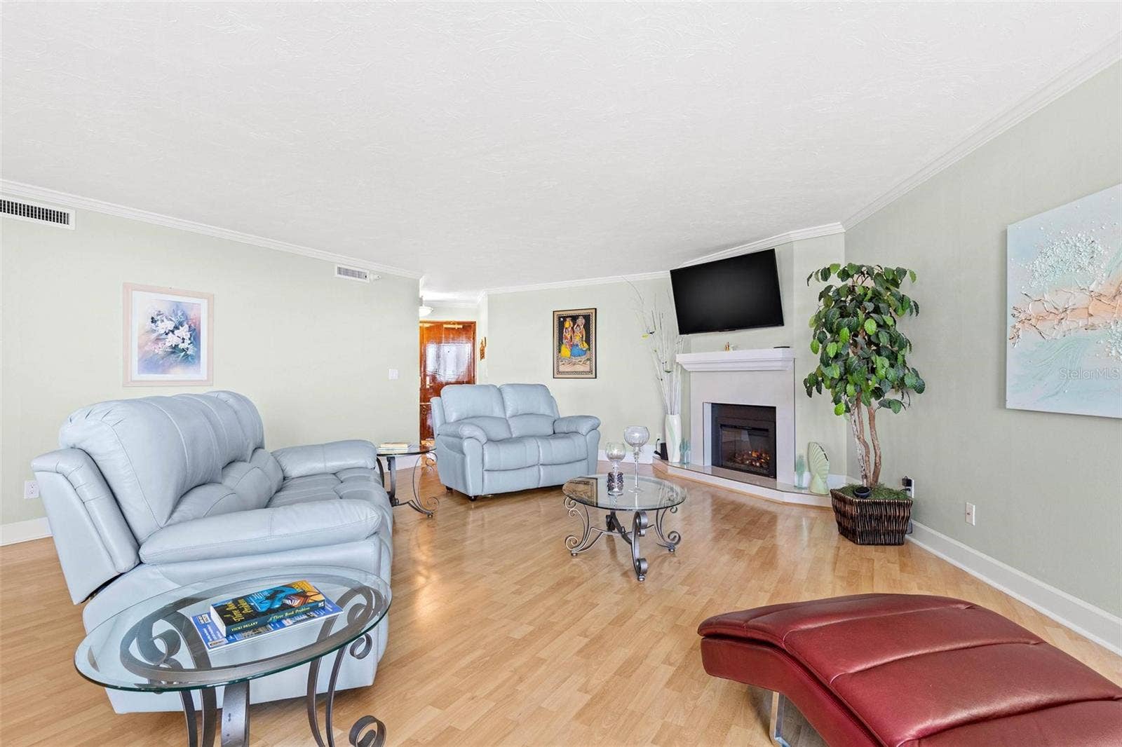 1660 GULF BOULEVARD, #607, Clearwater Beach, FL 33767 living area