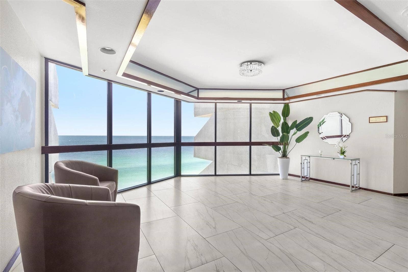 1660 GULF BOULEVARD, #607, Clearwater Beach, FL 33767 6th floor elevator lobby