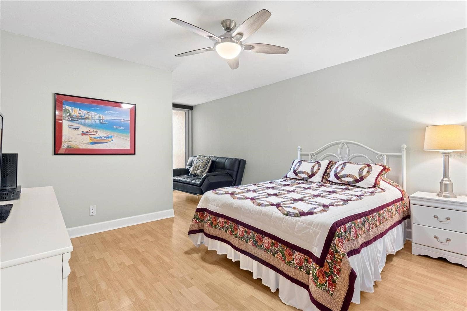 1660 GULF BOULEVARD, #607, Clearwater Beach, FL 33767 guest bedroom