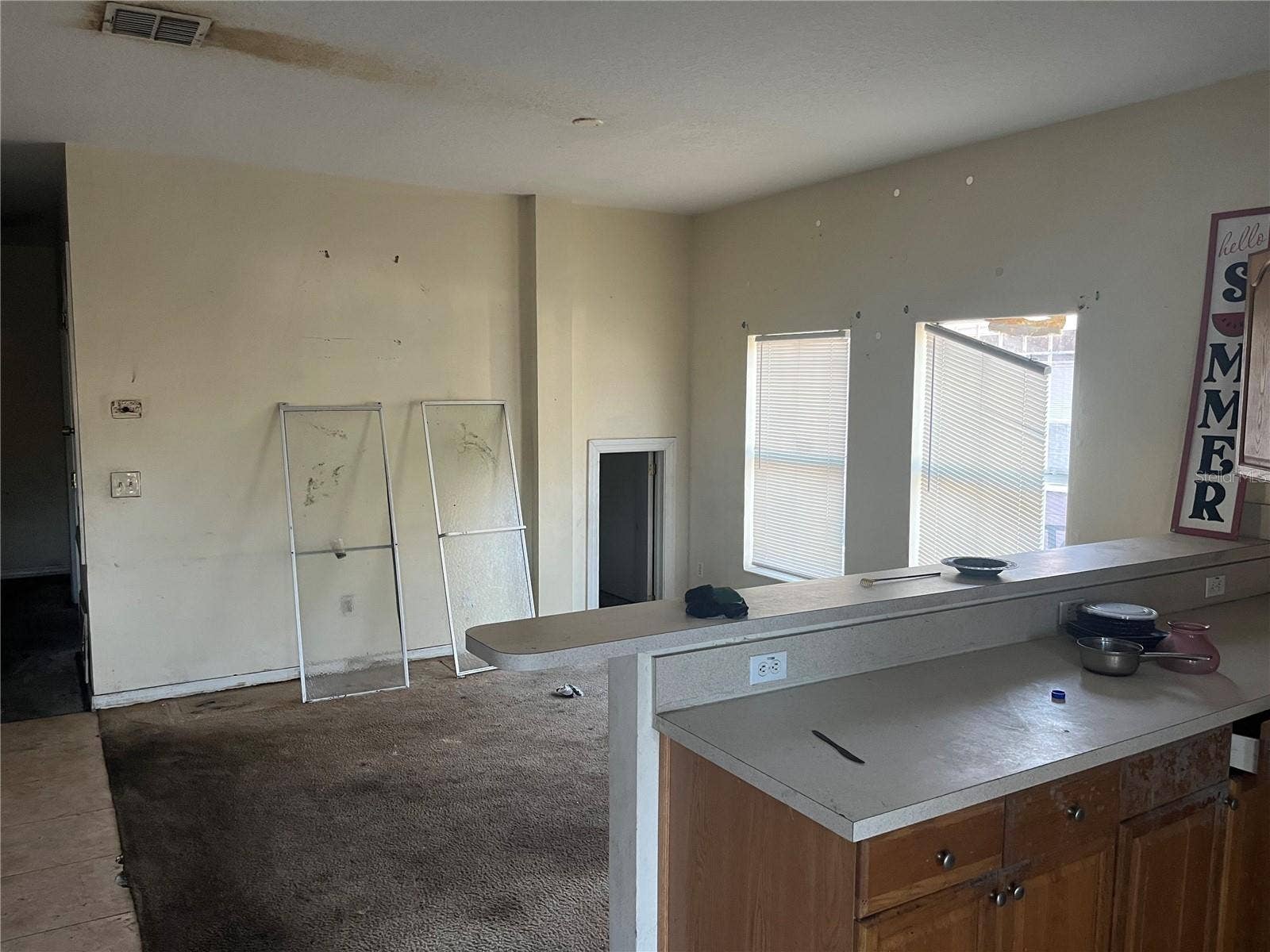 3607 N 52ND STREET, Tampa, FL 33619 3607 N 52ND STREET, Tampa, FL 33619