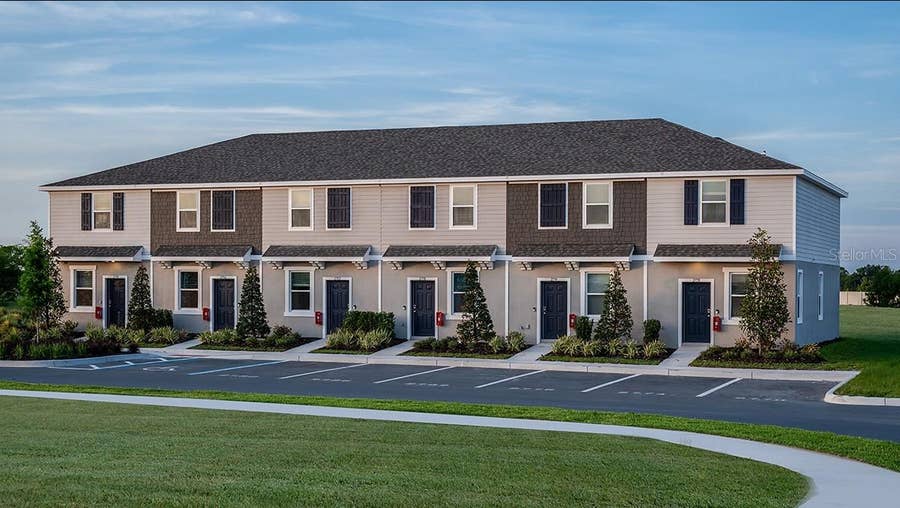 Property photo for 2790 ARMADALE DRIVE, #1013, Mount Dora, FL