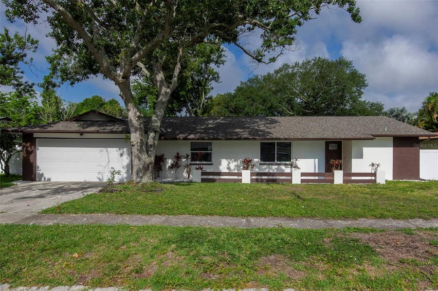 Property photo for 1689 MONTEREY DRIVE, Clearwater, FL