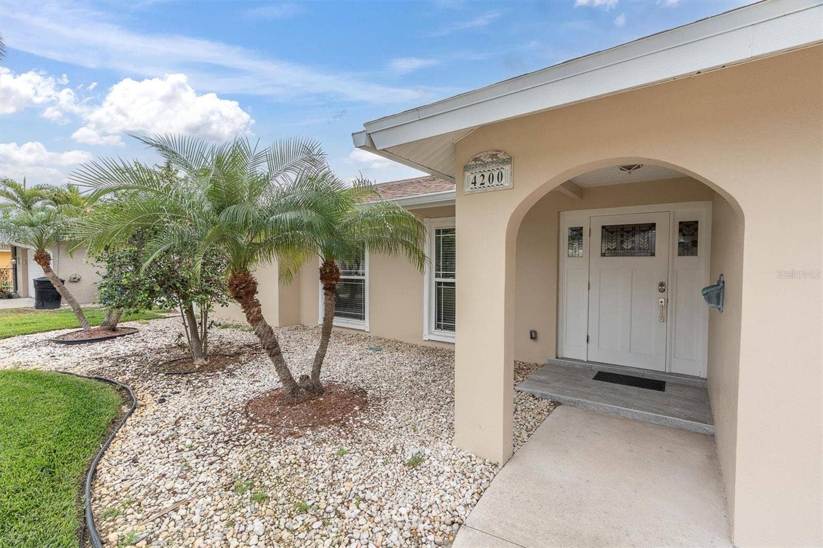 4200 46TH AVENUE S, St Petersburg, FL 33711 4200 46TH AVENUE S, St Petersburg, FL 33711
