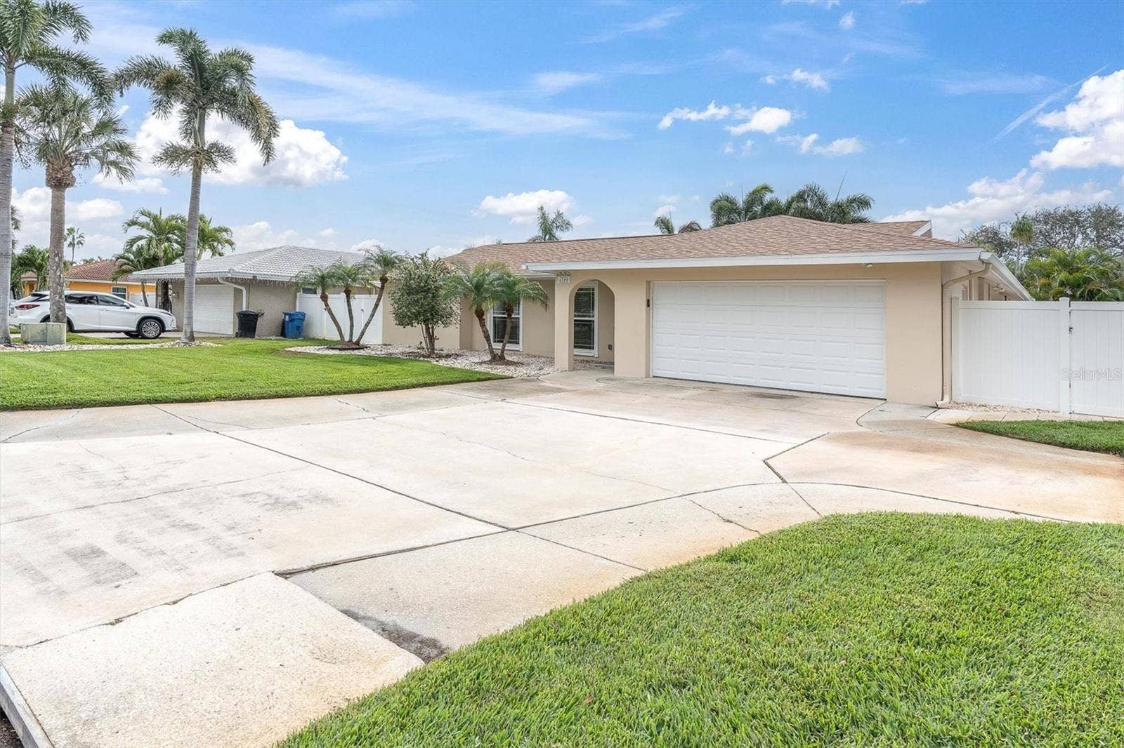 4200 46TH AVENUE S, St Petersburg, FL 33711 4200 46TH AVENUE S, St Petersburg, FL 33711