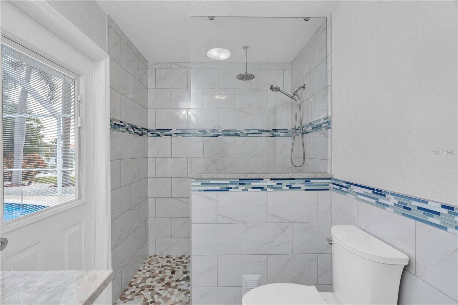 4200 46TH AVENUE S, St Petersburg, FL 33711 2nd Bath with pool entrance