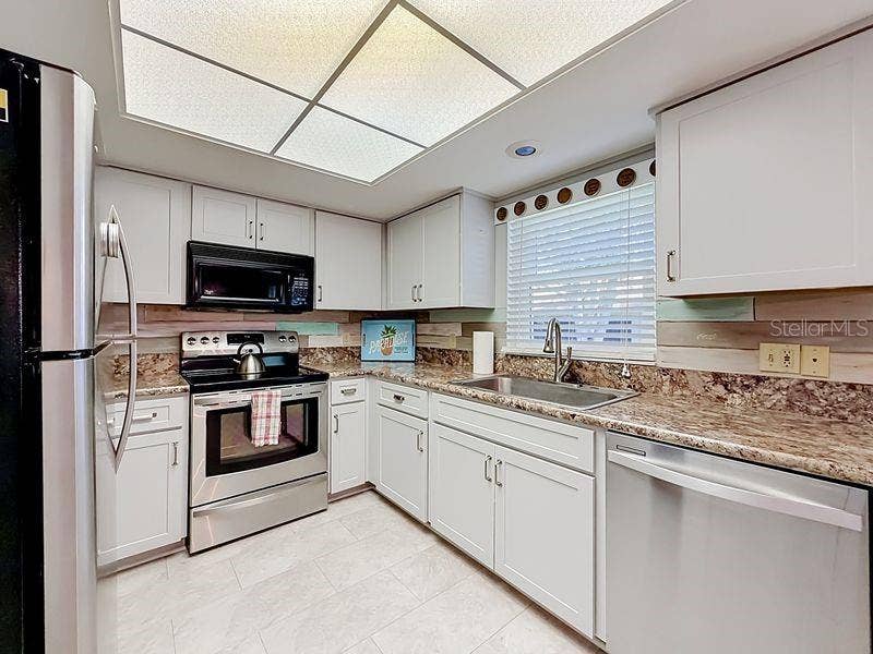 2210 UTOPIAN DRIVE E, #214, Clearwater, FL 33763