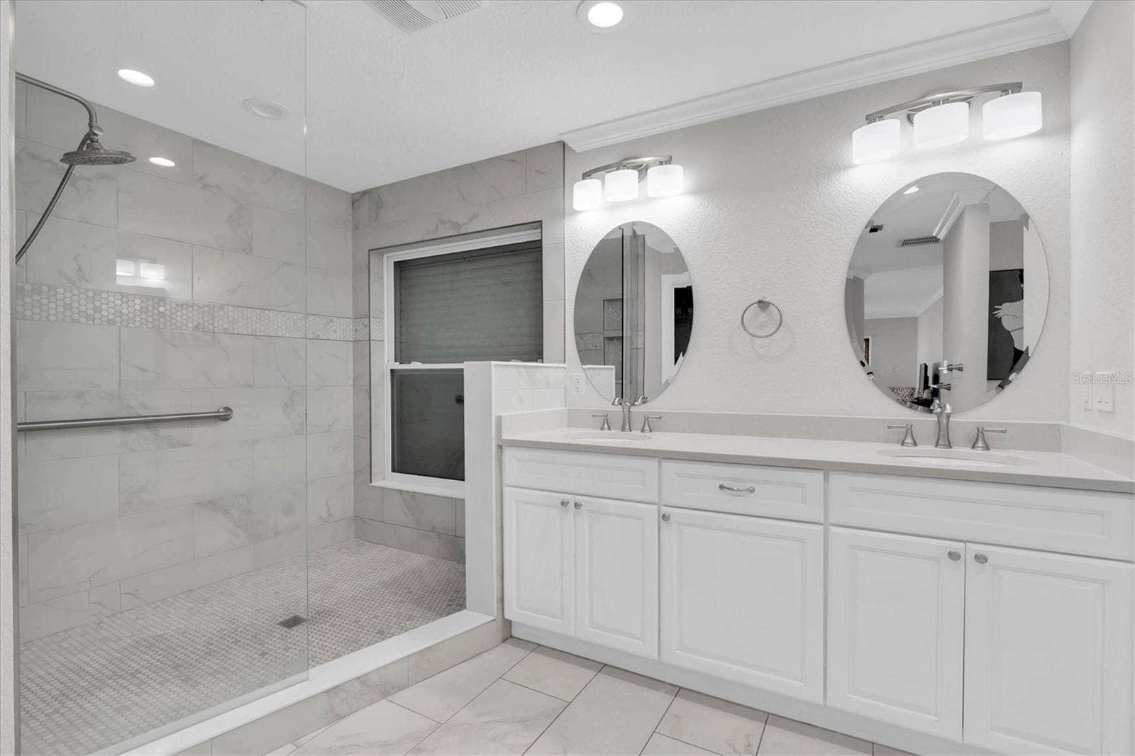 4935 62ND AVENUE S, St Petersburg, FL 33715 Primary Bath