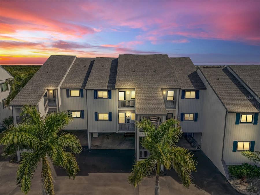 Property photo for 803 BAHIA DEL SOL DRIVE, #B, Ruskin, FL