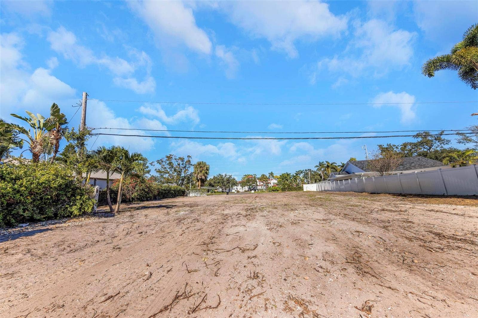 105 ESTADO WAY NE, St Petersburg, FL 33704 105 ESTADO WAY NE, St Petersburg, FL 33704