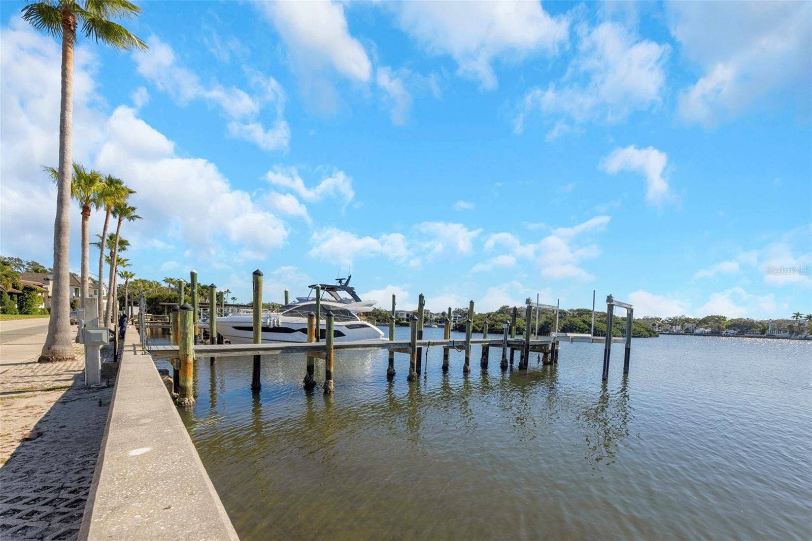 105 ESTADO WAY NE, St Petersburg, FL 33704 105 ESTADO WAY NE, St Petersburg, FL 33704