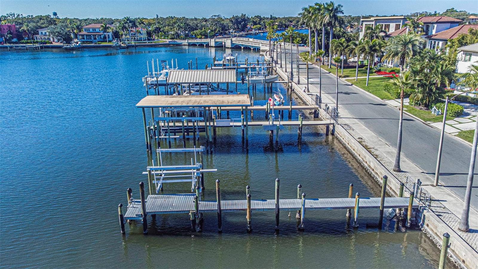 105 ESTADO WAY NE, St Petersburg, FL 33704 105 ESTADO WAY NE, St Petersburg, FL 33704