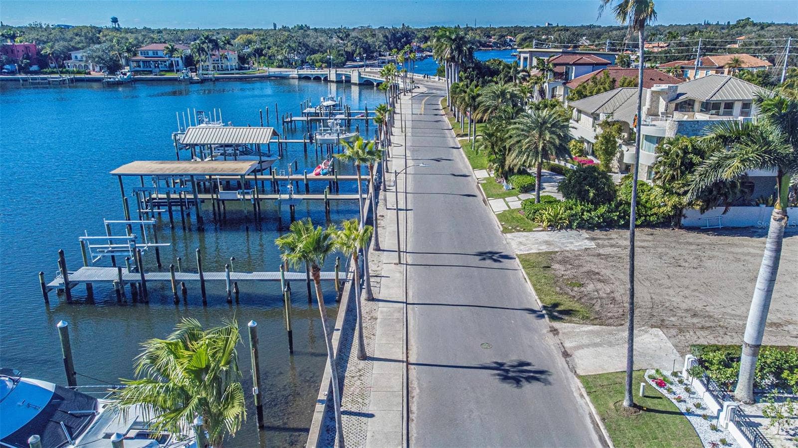 105 ESTADO WAY NE, St Petersburg, FL 33704 105 ESTADO WAY NE, St Petersburg, FL 33704