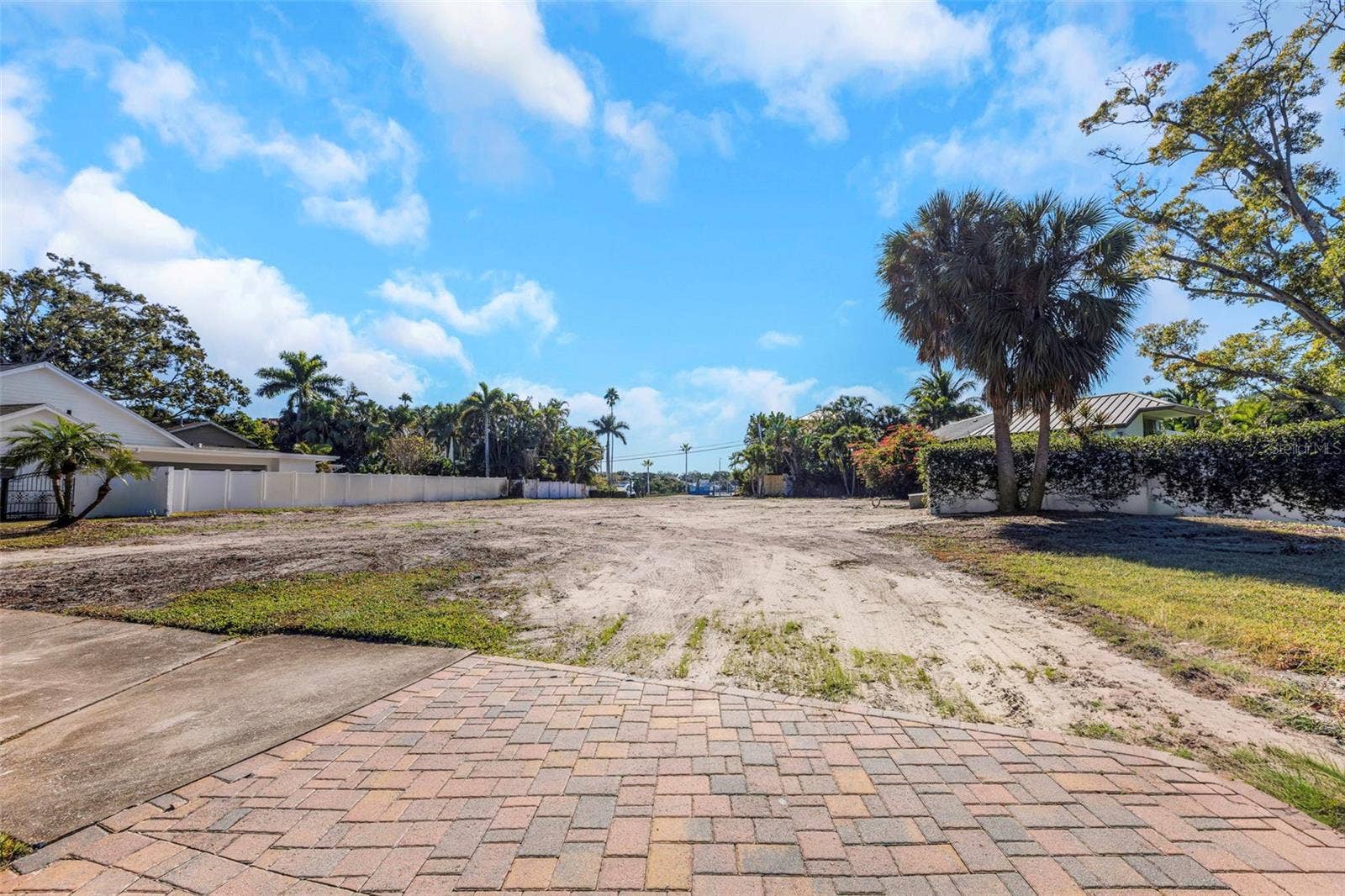 105 ESTADO WAY NE, St Petersburg, FL 33704 105 ESTADO WAY NE, St Petersburg, FL 33704