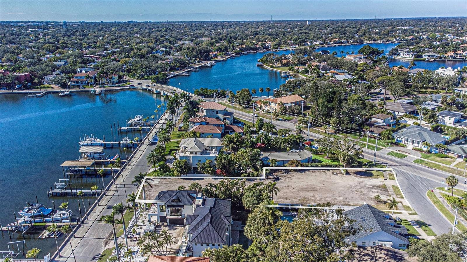 105 ESTADO WAY NE, St Petersburg, FL 33704 105 ESTADO WAY NE, St Petersburg, FL 33704