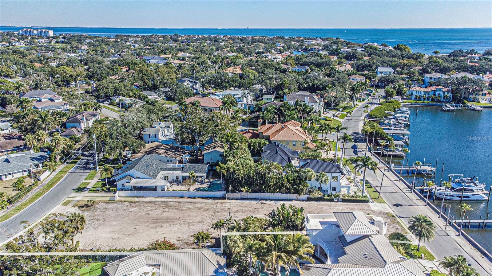 105 ESTADO WAY NE, St Petersburg, FL 33704 105 ESTADO WAY NE, St Petersburg, FL 33704