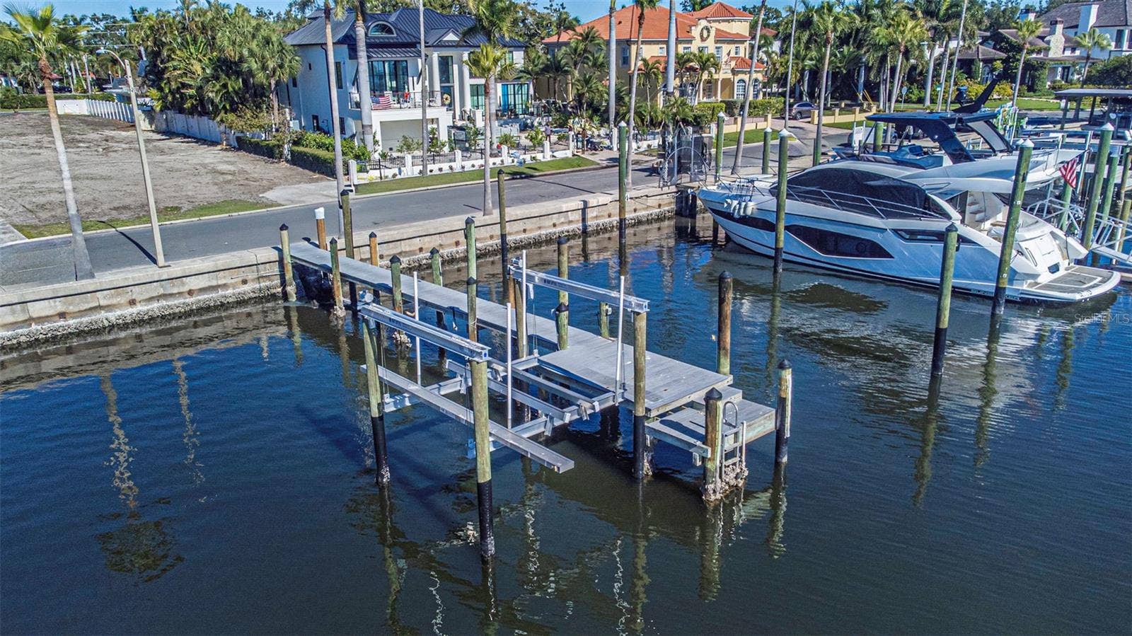105 ESTADO WAY NE, St Petersburg, FL 33704 105 ESTADO WAY NE, St Petersburg, FL 33704
