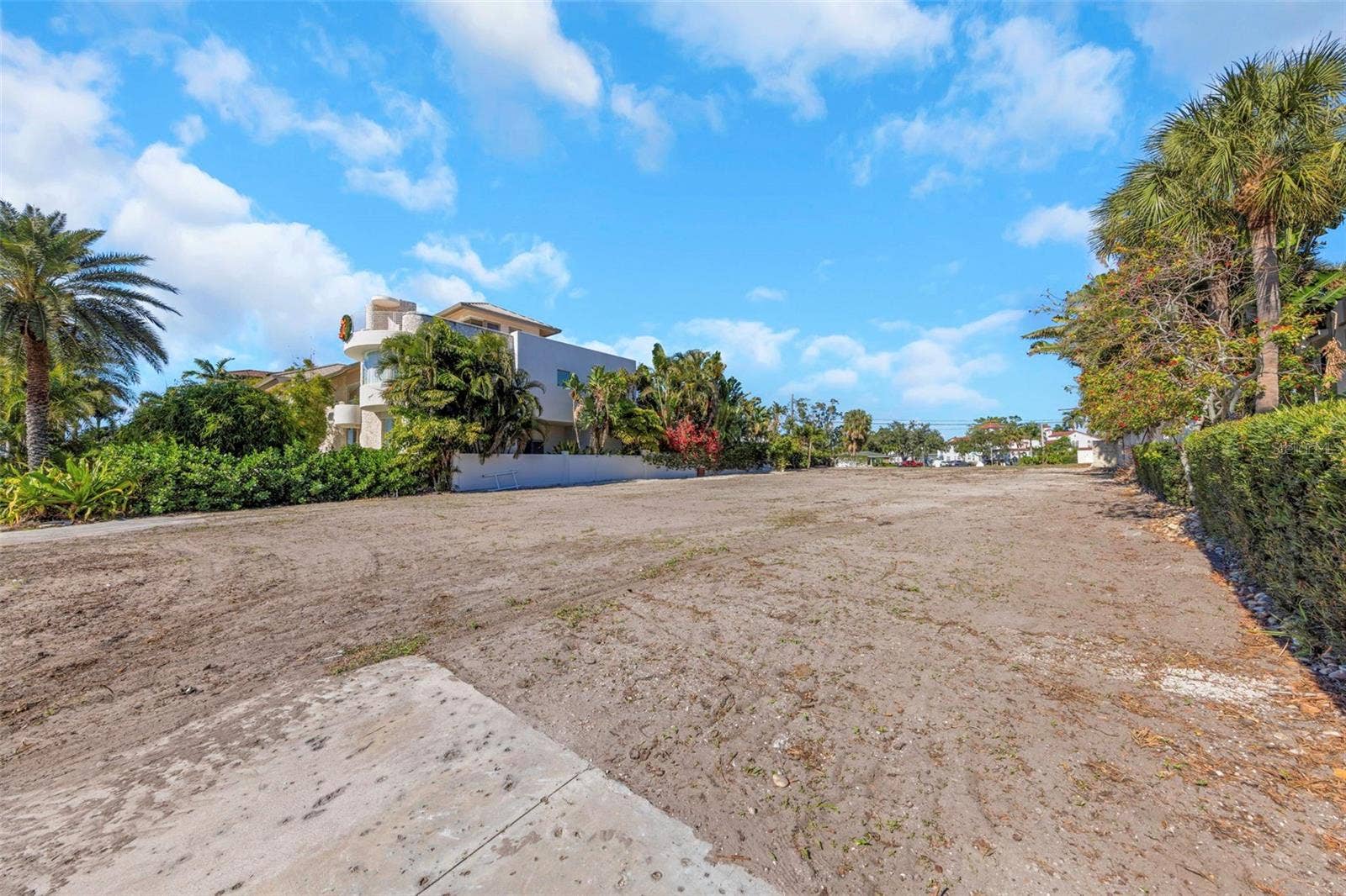 140 BRIGHTWATERS BOULEVARD NE, St Petersburg, FL 33704 140 BRIGHTWATERS BOULEVARD NE, St Petersburg, FL 33704