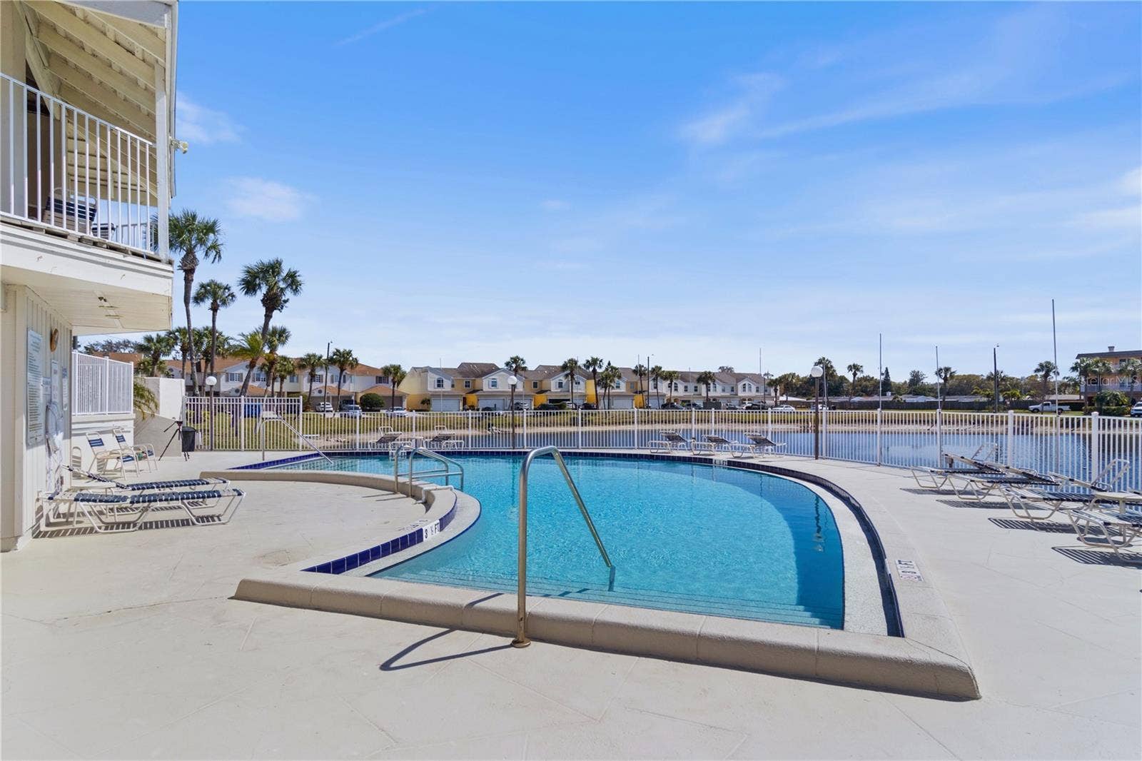 6400 46TH AVENUE N, #16, Kenneth City, FL 33709