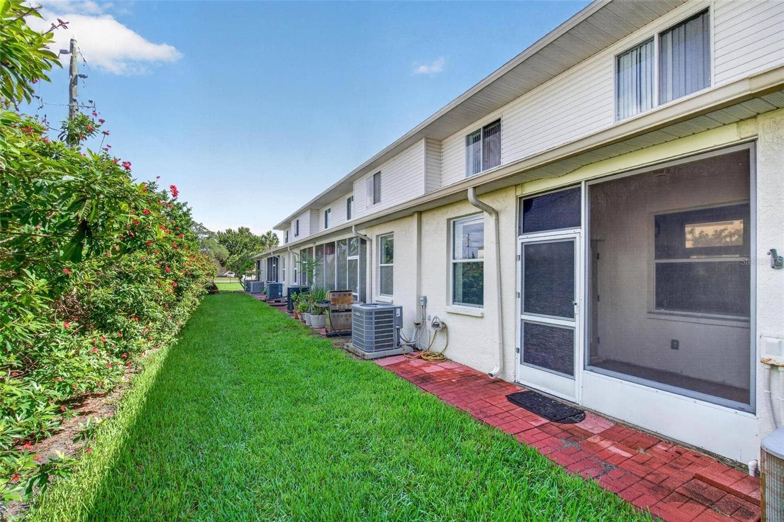 6400 46TH AVENUE N, #16, Kenneth City, FL 33709