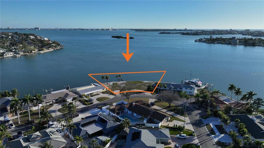 Property photo for 1503 SEA GULL DRIVE S, St Petersburg, FL