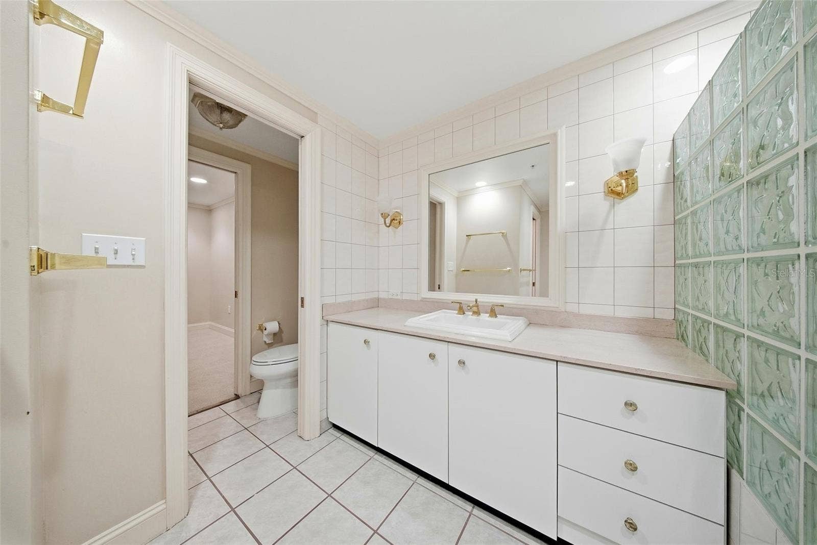 1 BEACH DRIVE SE, #1610, St Petersburg, FL 33701 1 BEACH DRIVE SE, #1610, St Petersburg, FL 33701