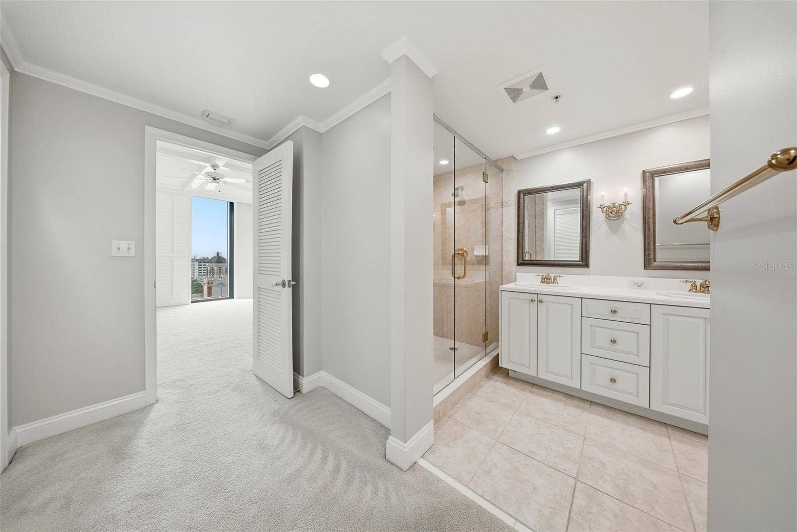 1 BEACH DRIVE SE, #1610, St Petersburg, FL 33701 1 BEACH DRIVE SE, #1610, St Petersburg, FL 33701