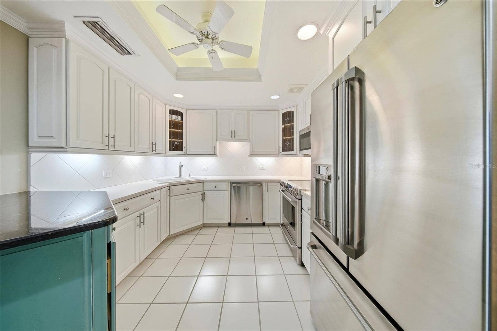 1 BEACH DRIVE SE, #1610, St Petersburg, FL 33701 1 BEACH DRIVE SE, #1610, St Petersburg, FL 33701