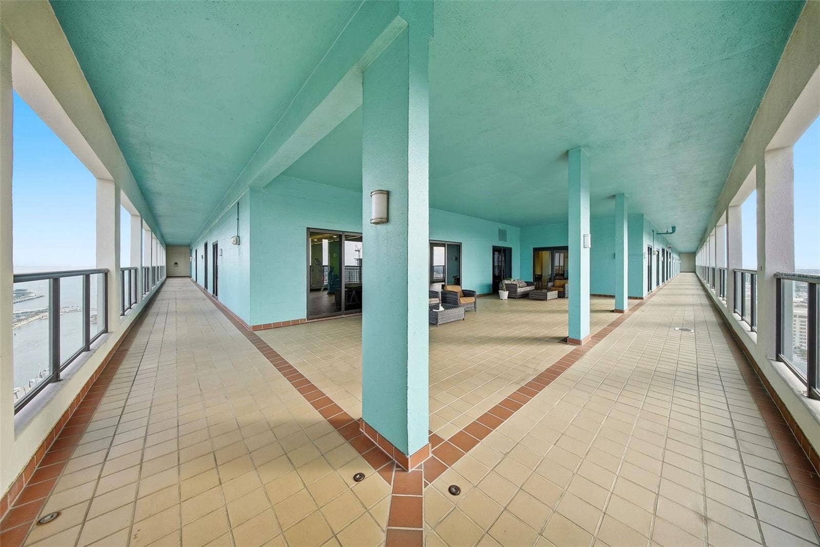 1 BEACH DRIVE SE, #1610, St Petersburg, FL 33701 1 BEACH DRIVE SE, #1610, St Petersburg, FL 33701