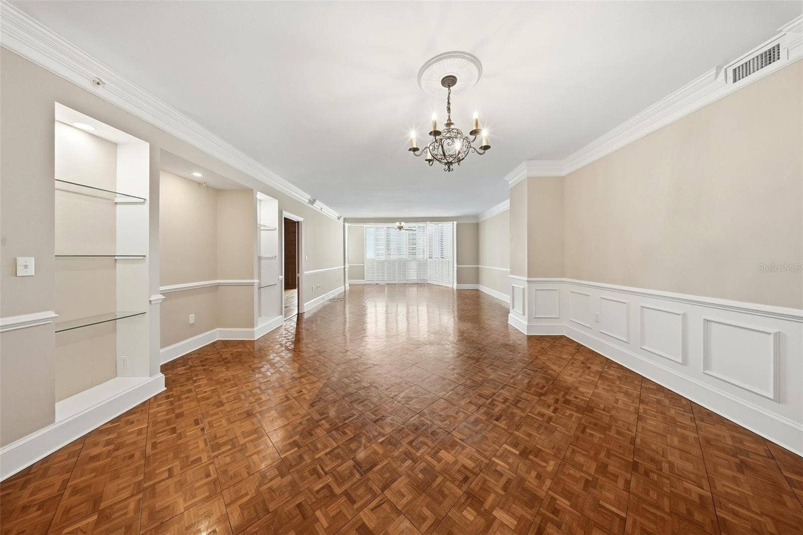 1 BEACH DRIVE SE, #1610, St Petersburg, FL 33701 1 BEACH DRIVE SE, #1610, St Petersburg, FL 33701