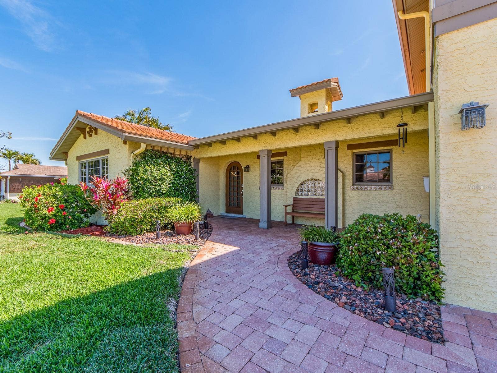 1140 81ST STREET S, St Petersburg, FL 33707 1140 81ST STREET S, St Petersburg, FL 33707