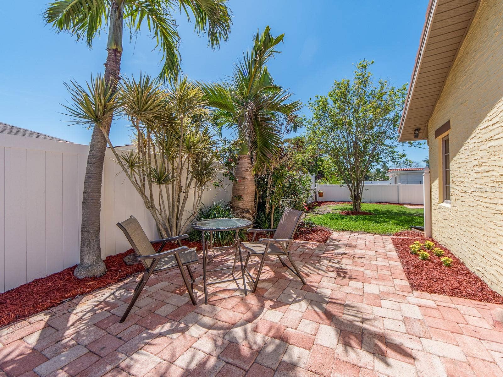 1140 81ST STREET S, St Petersburg, FL 33707 1140 81ST STREET S, St Petersburg, FL 33707