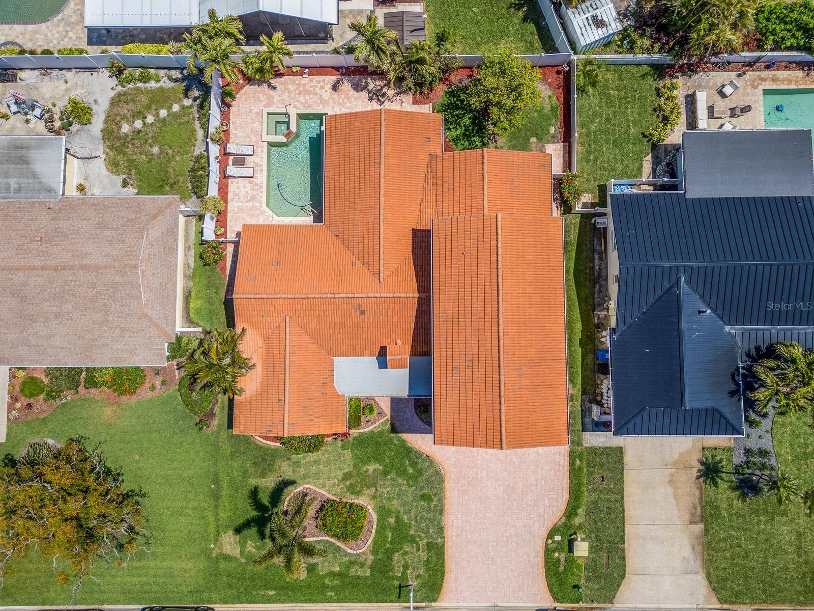 1140 81ST STREET S, St Petersburg, FL 33707 1140 81ST STREET S, St Petersburg, FL 33707