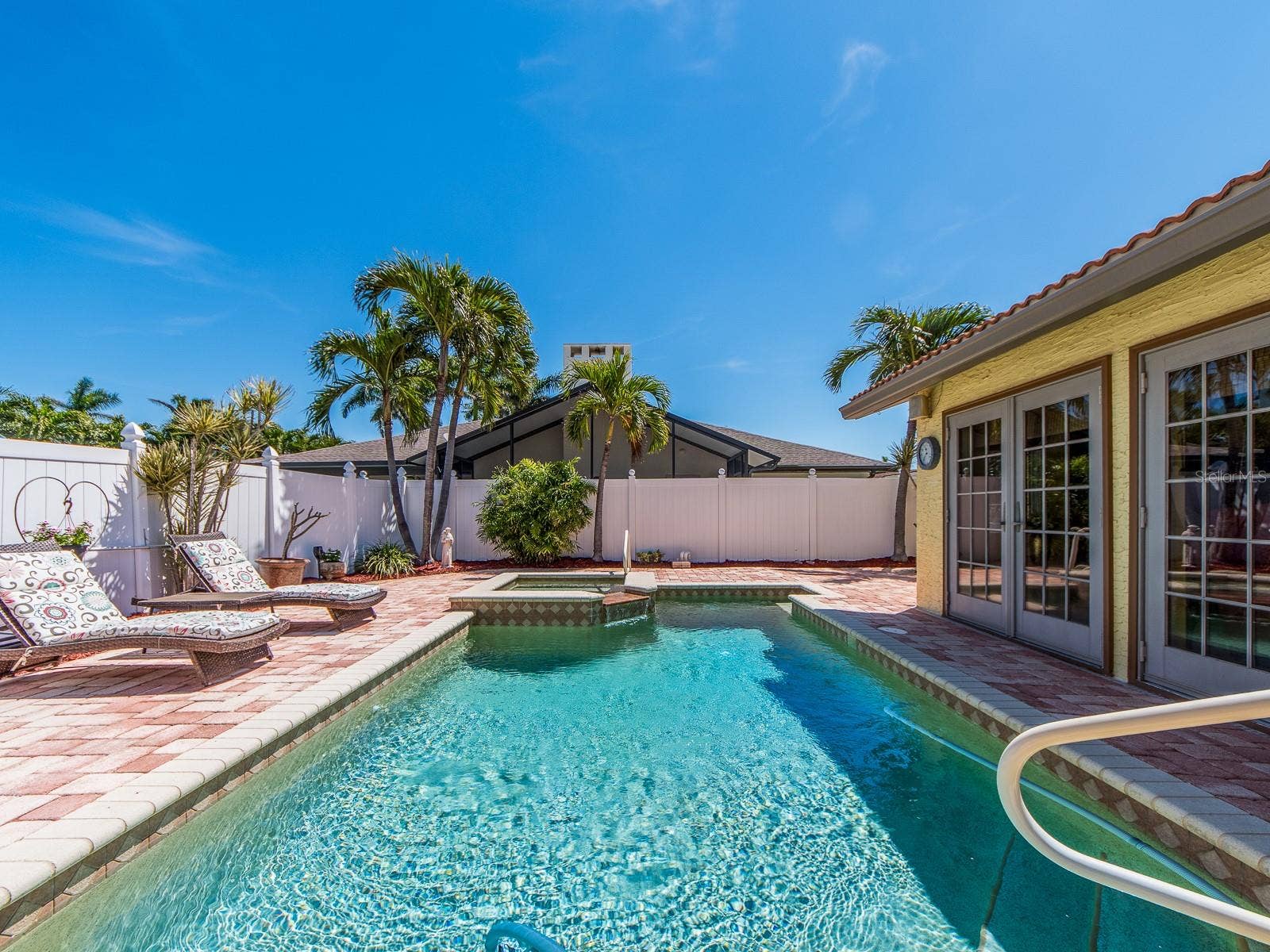 1140 81ST STREET S, St Petersburg, FL 33707 1140 81ST STREET S, St Petersburg, FL 33707