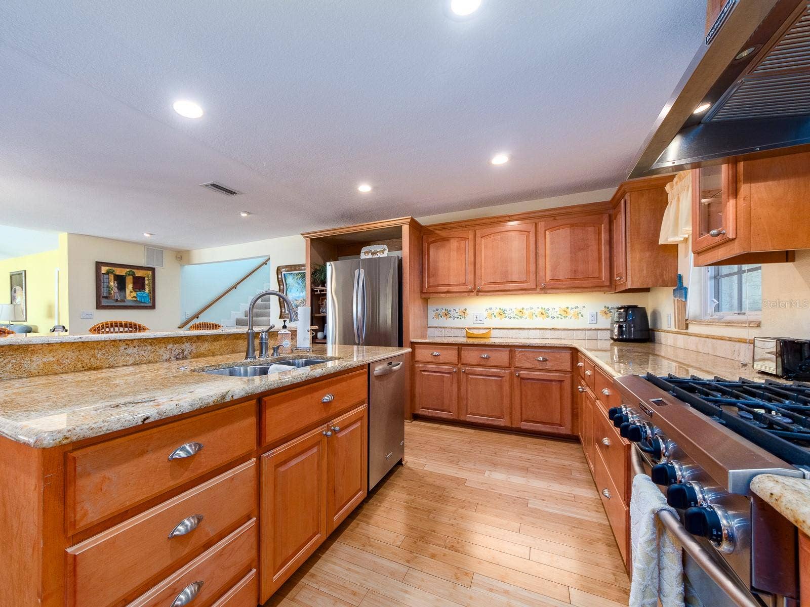 1140 81ST STREET S, St Petersburg, FL 33707 1140 81ST STREET S, St Petersburg, FL 33707